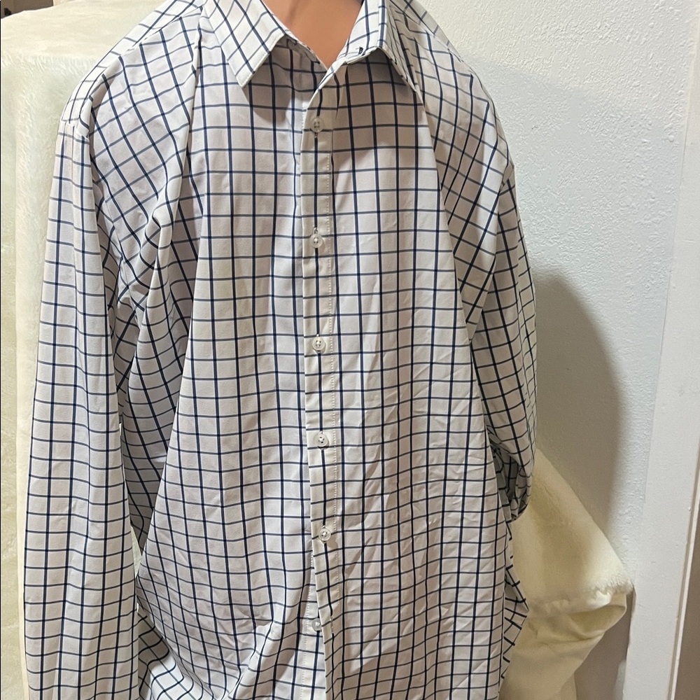 Mizzen+Main White and Blue Grid Shirt